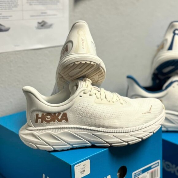 NWT - SALE HOKA Women's Arahi 7 Running Shoes Color: White/Rose Gold - Picture 1 of 7